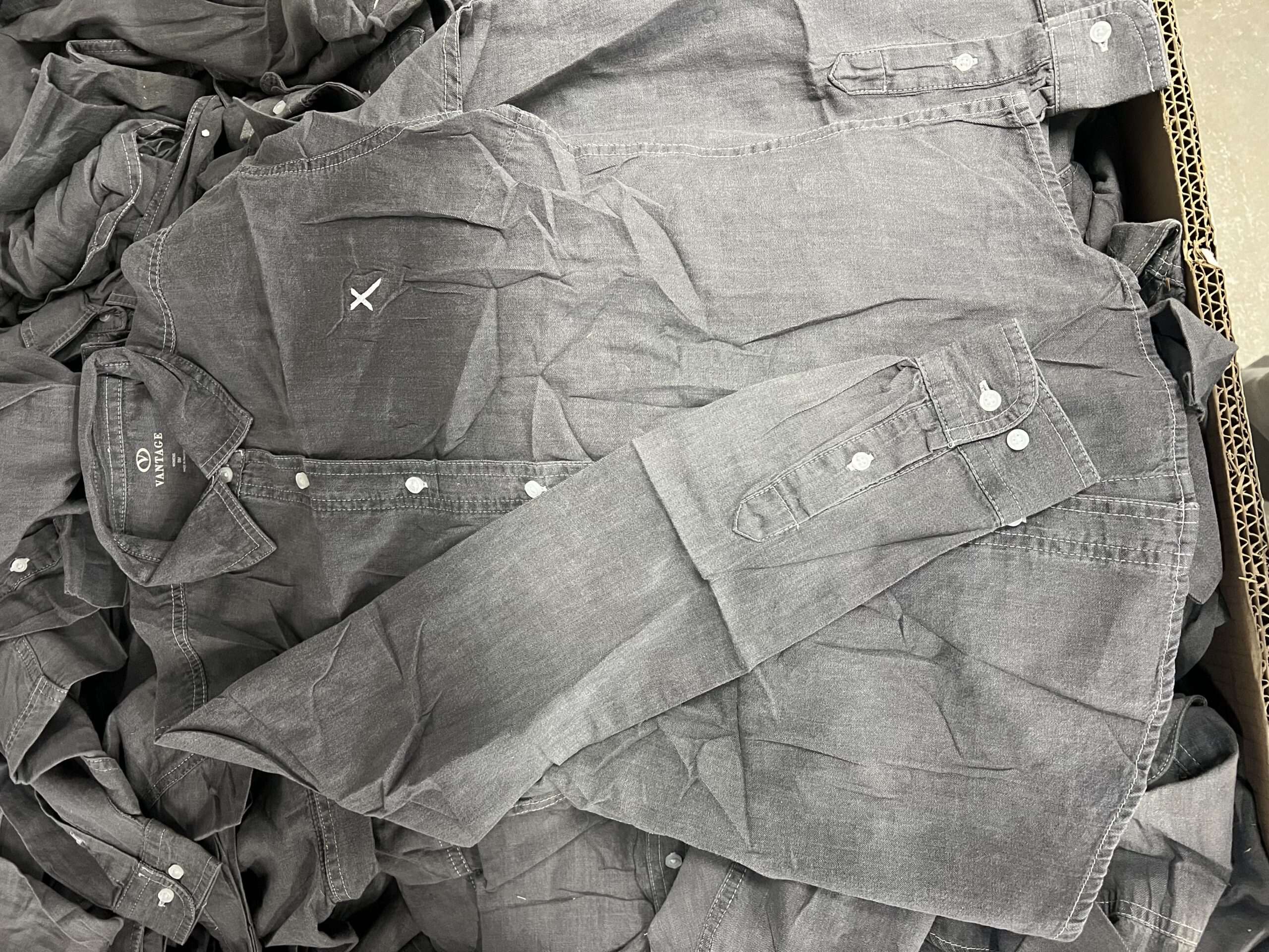 long-sleeve-button-up-shirts-6-400pcs-liquidation-wholesale-pallet-long-sleeve-button-up-shirts-6-400pcs-liquidation-wholesale-pallet-liquidationdeals-ca-1237090006 Long Sleeve Button Up Shirts – 400pcs Liquidation Pallet — liquidation pallet photo 3