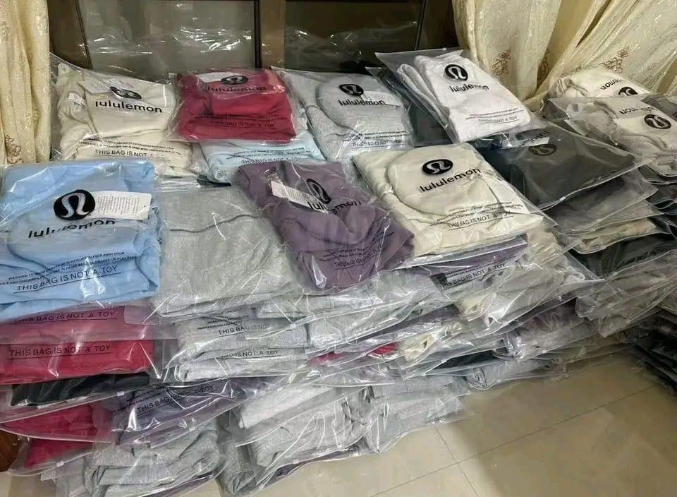 lululemon-pallets-for-sale-3-1 Wholesale Lululemon Clothing Liquidation — mixed condition