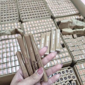 💄 Rhode Cosmetics Viral Beauty Bestsellers Liquidation Pallet — liquidation pallet photo 2