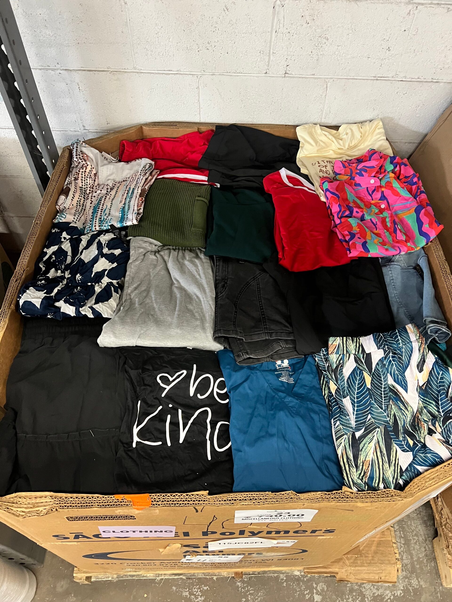 miscellaneous-clothing-23-400pcs-liquidation-wholesale-pallet-miscellaneous-clothing-23-400pcs-liquidation-wholesale-pallet-liquidationdeals-ca-1243800641 Miscellaneous Clothing – 400pcs Liquidation Pallet — Lot 2 — liquidation pallet photo 2