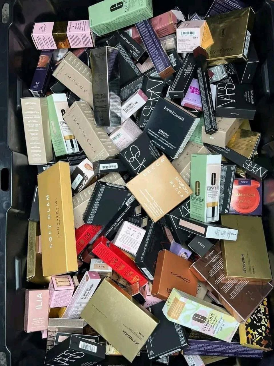mk1 Mix High-End Brand Makeup Liquidation Pallet — mixed condition