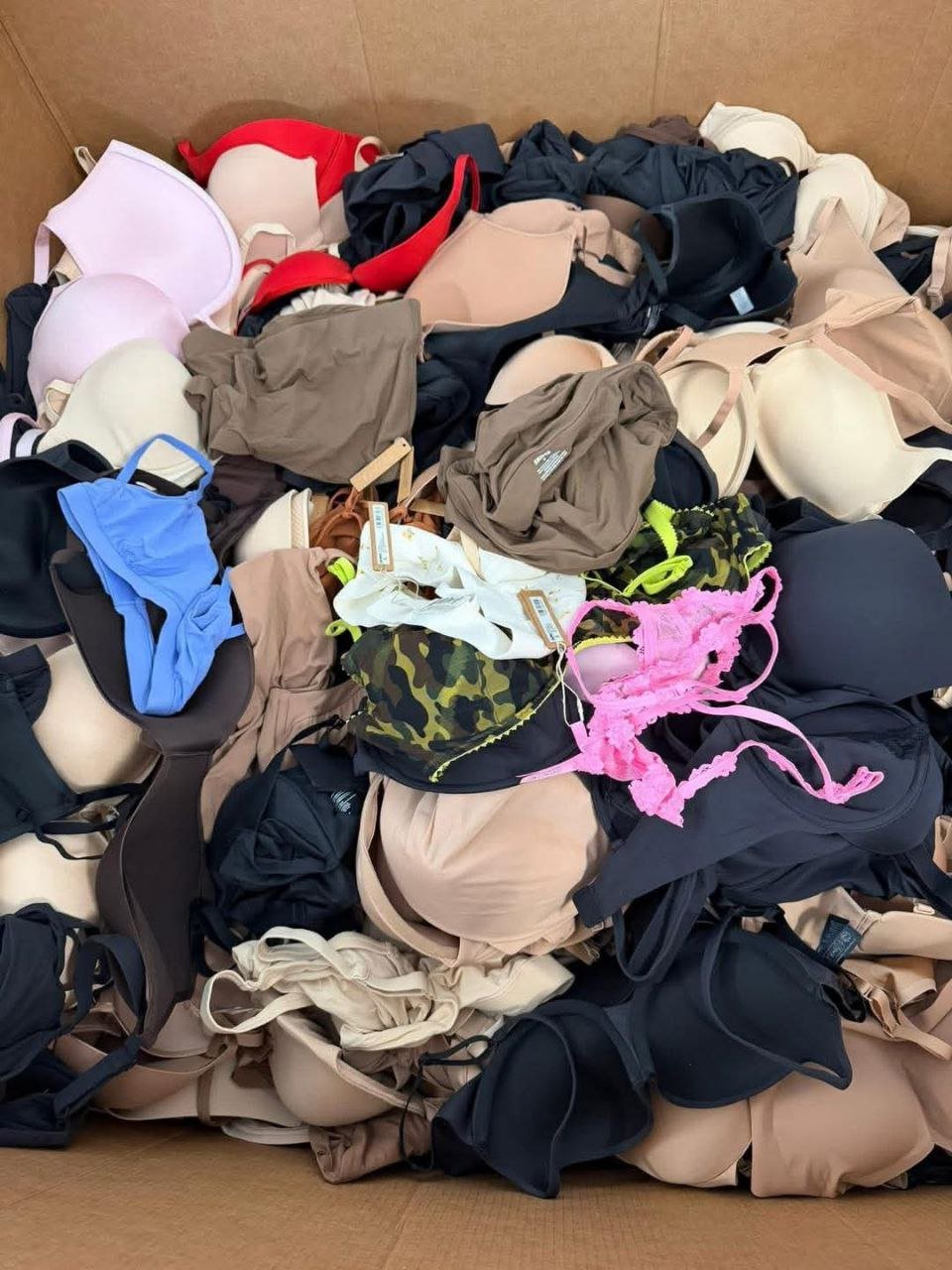 n2 Nwt Skims Bras Liquidation Pallet — mixed condition