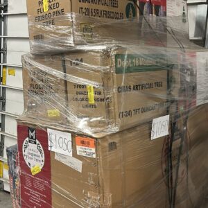 Overstock Christmas Tree Liquidation Pallet — liquidation pallet photo 4