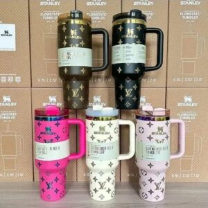 Stanley Tumblers Liquidation Pallet — liquidation pallet photo 2