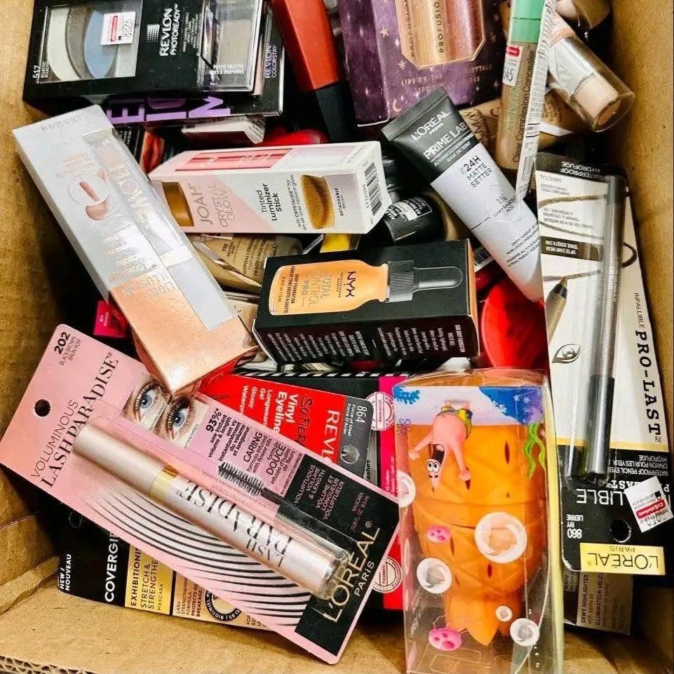 p2-9-1 Wholesale Makeup & Beauty Liquidation Pallet — liquidation pallet photo 2