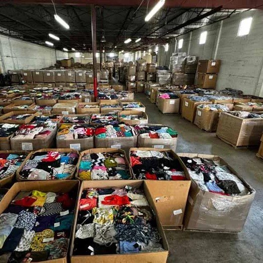 p3-1-1 Wholesale Bulk Accessories Liquidation Pallet — liquidation pallet photo 3