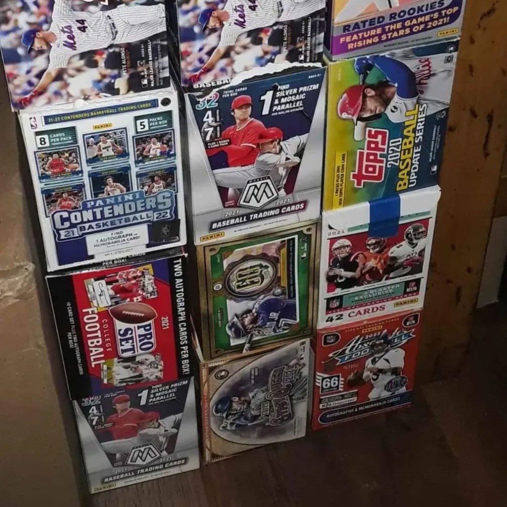 p3-10-1 Wholesale Sports Trading Card (250 Sealed Units) Liquidation Pallet — liquidation pallet photo 3