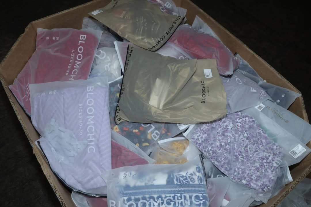 plu2 Plus Size Clothing Liquidation Pallet — liquidation pallet photo 3