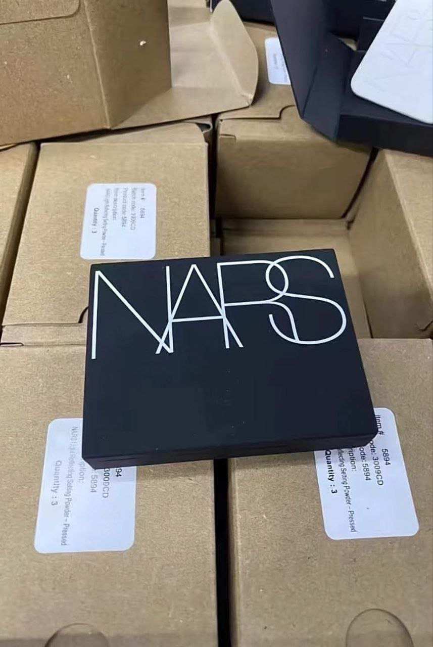 rr1 NARS Light Reflecting Pressed Setting Powder — mixed condition