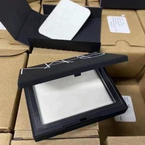 NARS Light Reflecting Pressed Setting Powder Liquidation Pallet — liquidation pallet photo 2