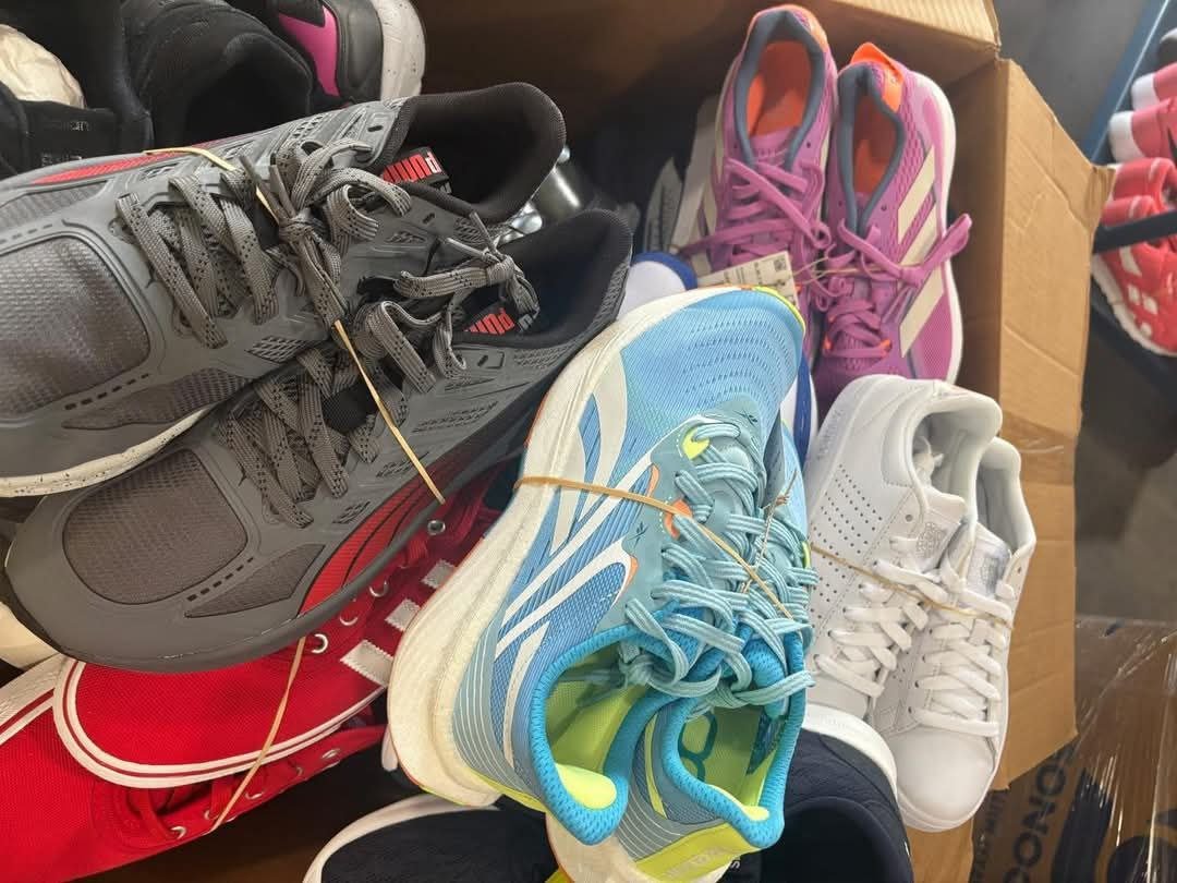 sho3 Name Brand Shoe Liquidation Pallet — liquidation pallet photo 3