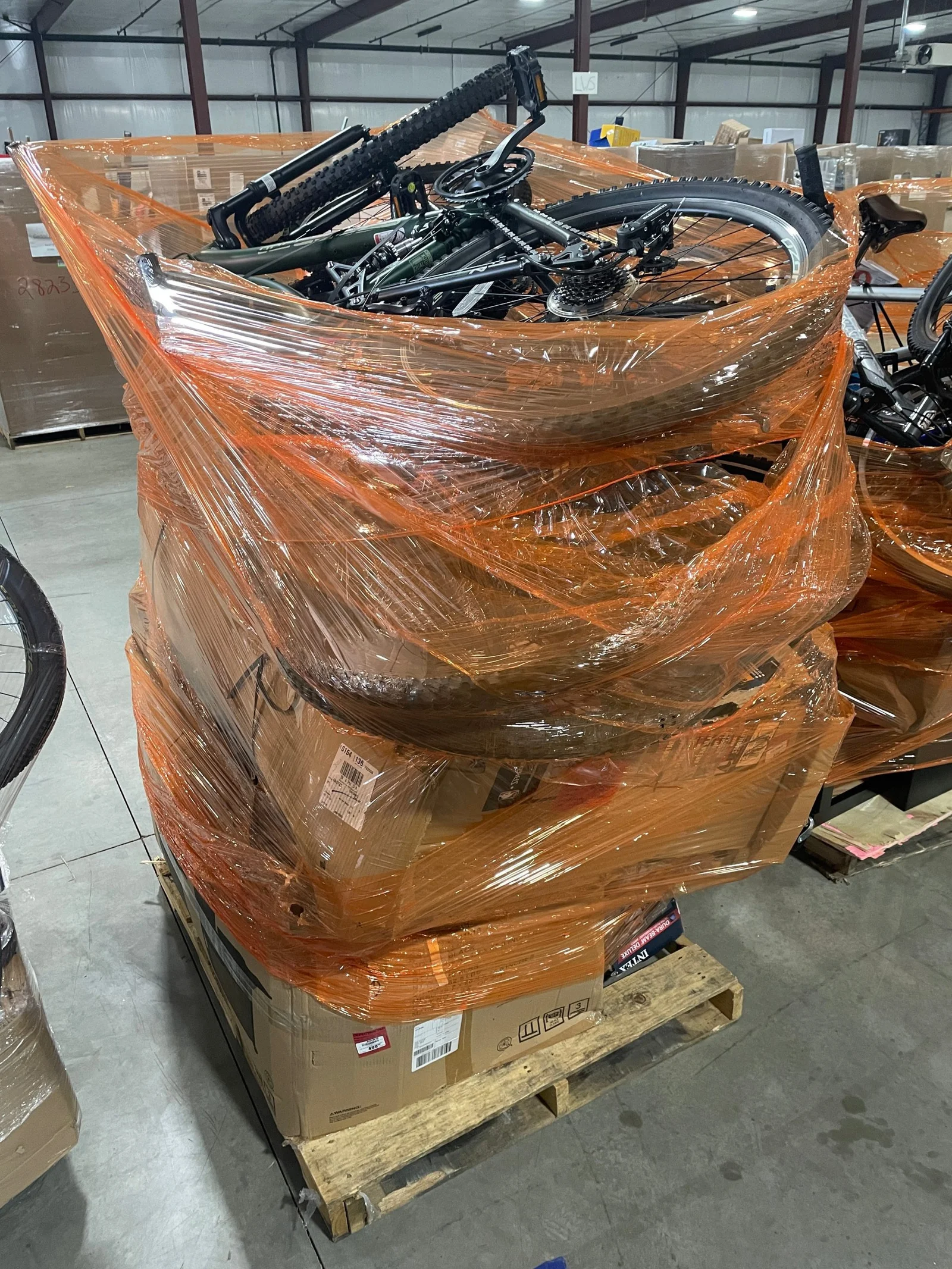 sportop1-1 Sport Outdoor Liquidation Pallet — liquidation pallet photo 3