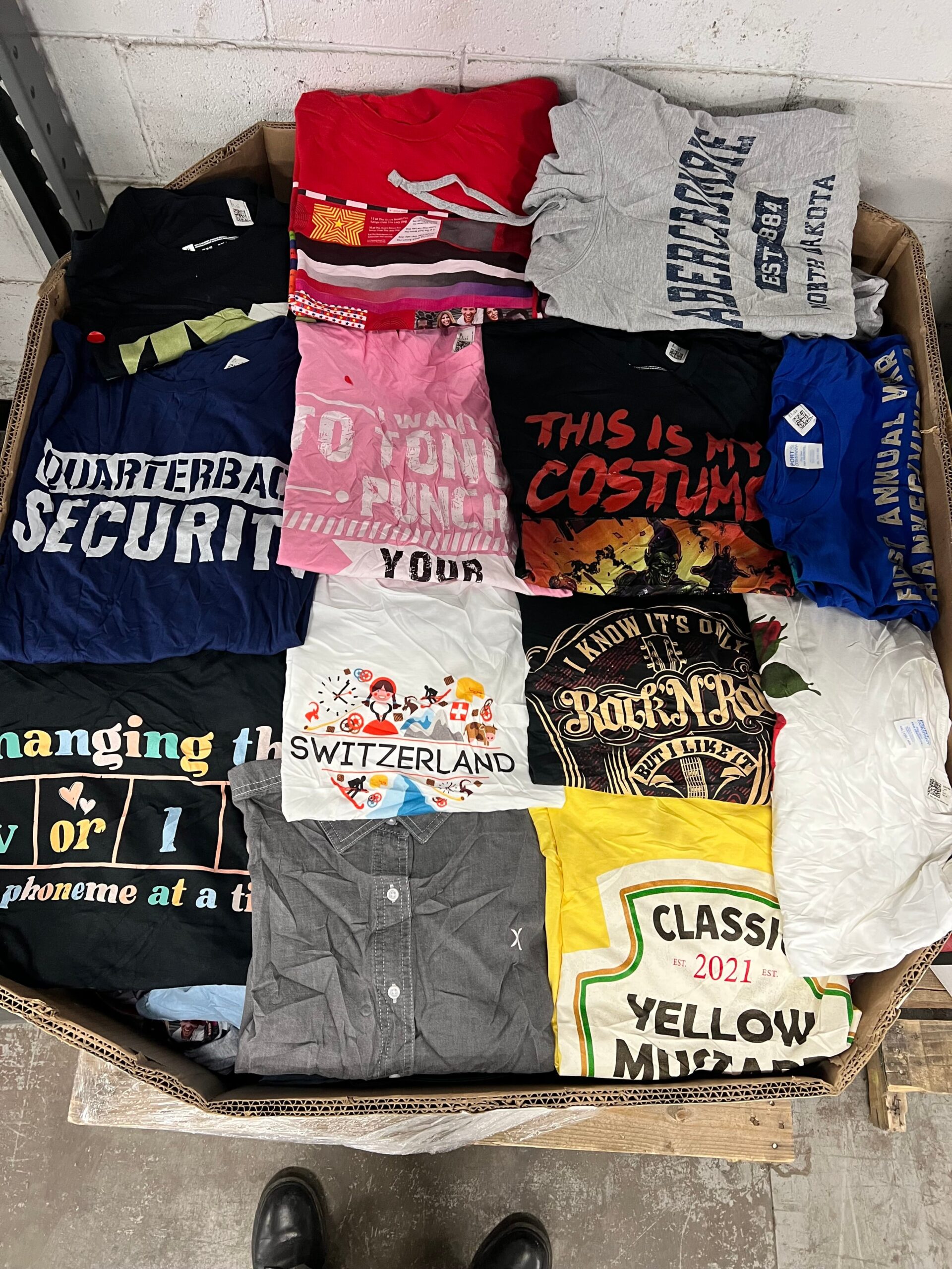 summer-clothing-4-400pcs-liquidation-wholesale-pallet-summer-clothing-4-400pcs-liquidation-wholesale-pallet-liquidationdeals-ca-1237090011 Summer Clothing – 400pcs Liquidation Pallet — Lot 2 — liquidation pallet photo 2