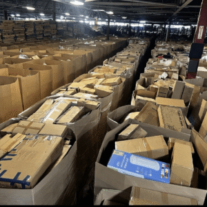 of Medium Mixed Merchandise – 24 Liquidation — mixed condition