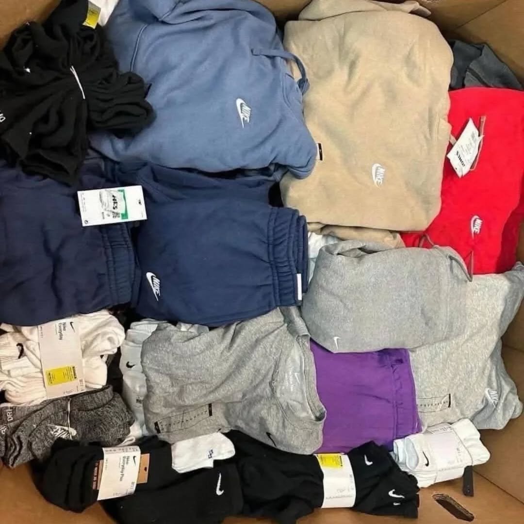 wholesale-nike-clothing2-1 Wholesale Nike Clothing Liquidation Pallet — liquidation pallet photo 3