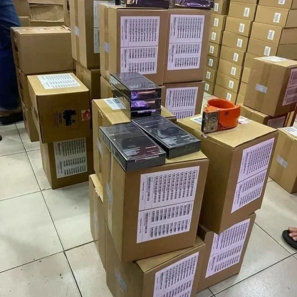 wholesale3-600×600-1 Used iPhone Liquidation Pallet — liquidation pallet photo 2