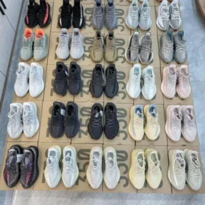 Yeezy Shoes Liquidation Pallet — liquidation pallet photo 2