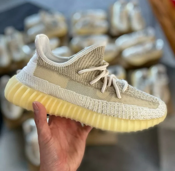 yeezy2-600x585-1 Yeezy Shoes Liquidation Pallet — mixed condition