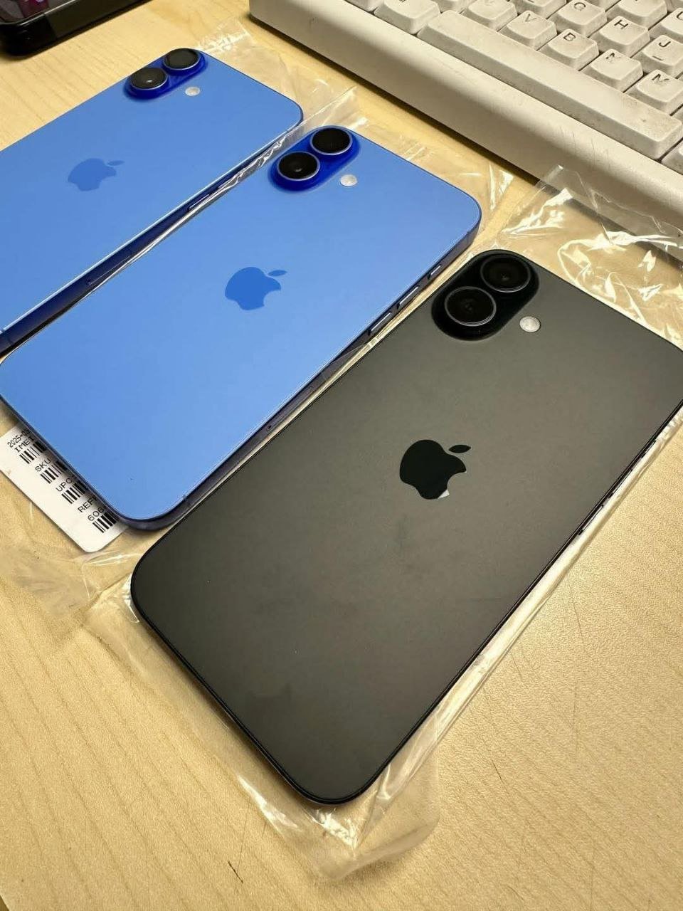 zz2 iPhone 16 Plus – A Grade Liquidation Pallet — liquidation pallet photo 2